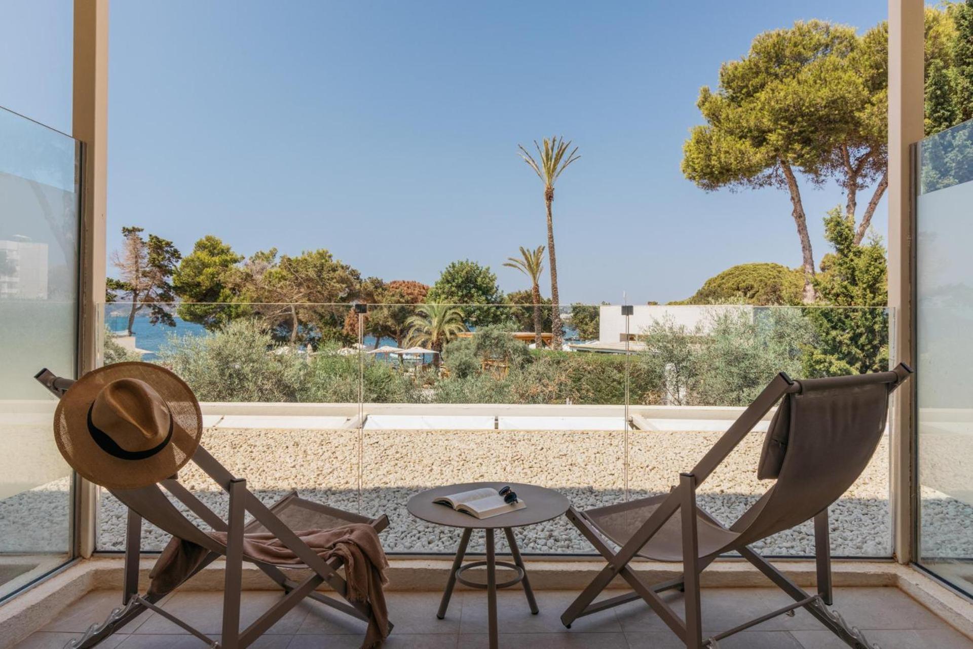 Me Ibiza - The Leading Hotels Of The World Santa Eularia des Riu Exterior photo